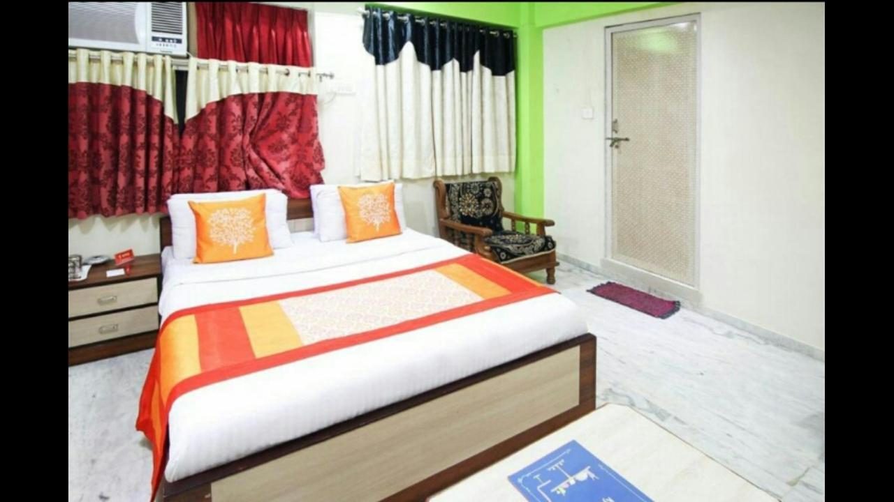 Hotel Honey Bunny Ahmedabad Exterior photo